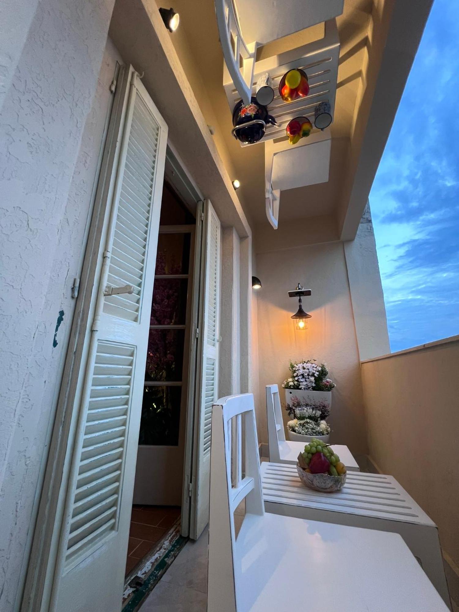 Ma Maison Cleopatra,